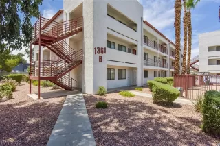 Photo #1: 2149026 Listing 