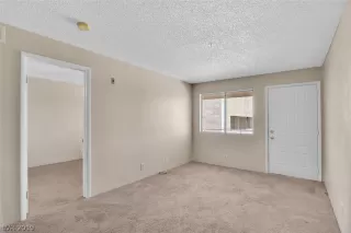 Photo #3: 2149026 Listing 