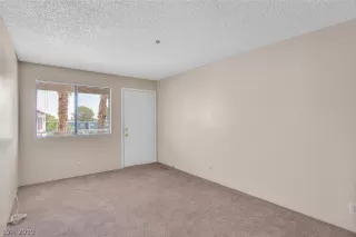 Photo #4: 2149026 Listing 