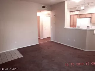 Photo #3: 2149057 Listing