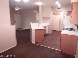 Photo #5: 2149057 Listing