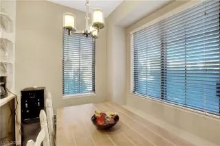 Photo #6: 2149067 Listing