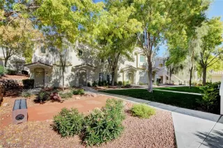 Photo #3: 2149089 Listing