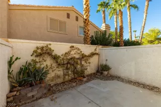 Photo #5: 2149100 Listing 