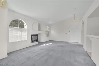 Photo #1: 2149105 Listing