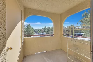 Photo #3: 2149105 Listing