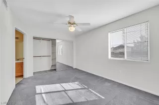 Photo #6: 2149105 Listing