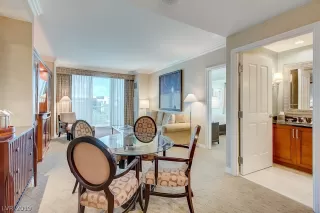 Photo #6: 2149138 Listing