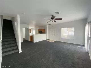 Photo #4: 2149142 Listing