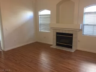 Photo #4: 2149162 Listing