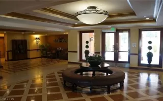 Photo #1: 2149208 Listing