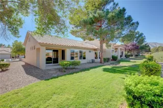 Photo #2: 2149278 Listing