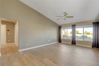 Photo #6: 2149278 Listing
