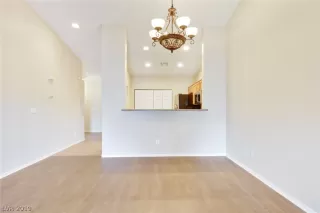 Photo #6: 2149349 Listing 