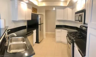 Photo #5: 2149371 Listing 