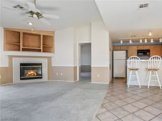 Photo #5: 2149377 Listing 