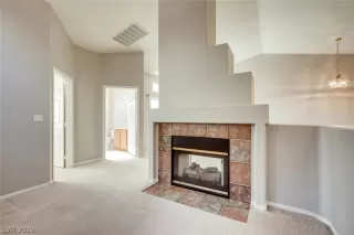 Photo #5: 2149434 Listing 