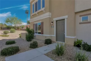 Photo #1: 2149446 Listing 