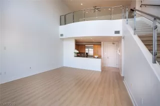 Photo #2: 2149488 Listing 