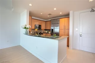 Photo #5: 2149488 Listing 