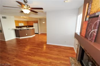 Photo #3: 2149497 Listing 