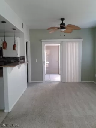Photo #4: 2149502 Listing 