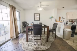 Photo #6: 2149525 Listing