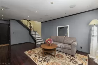 Photo #3: 2149555 Listing 