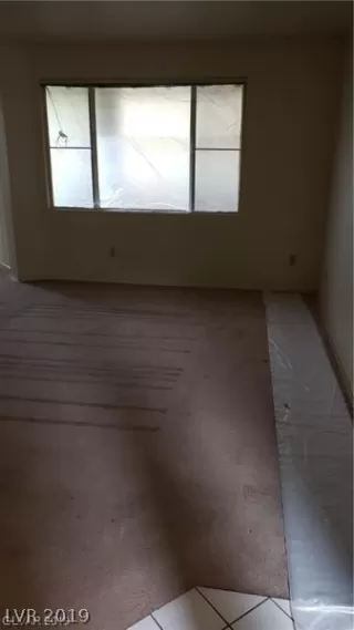 Photo #2: 2149578 Listing