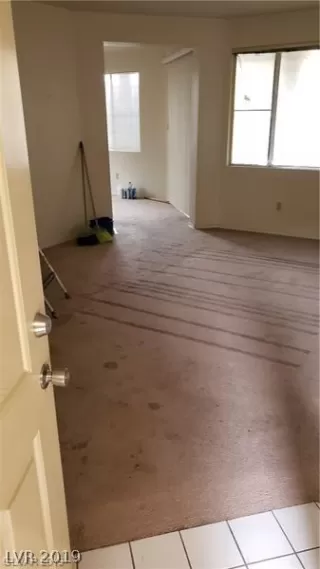 Photo #3: 2149578 Listing