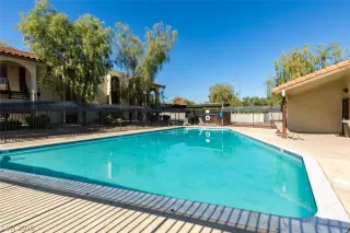 Photo #3: 2149585 Listing 