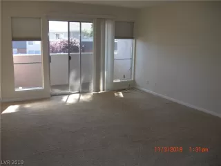 Photo #2: 2149639 Listing