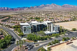 Photo #3: 2149644 Listing