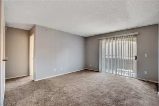 Photo #4: 2149645 Listing 