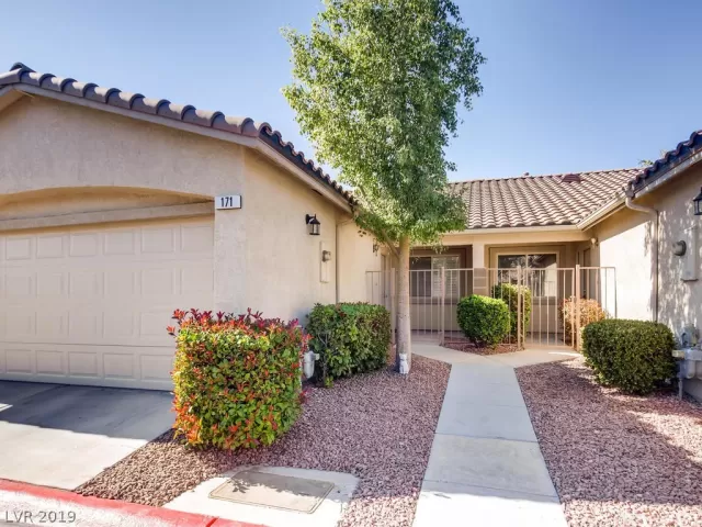 MLS: 2149650 Condo For Sale