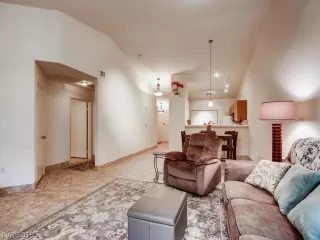 Photo #6: 2149650 Listing 