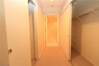 Photo #5: 2149697 Listing 