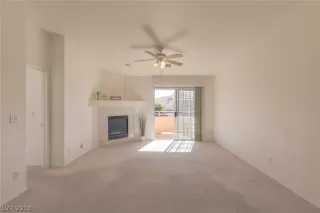 Photo #3: 2149704 Listing