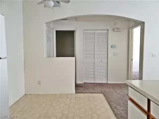 Photo #6: 2149720 Listing 