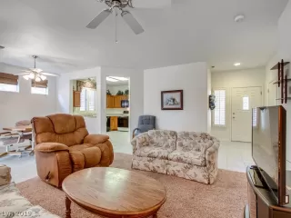 Photo #6: 2149745 Listing