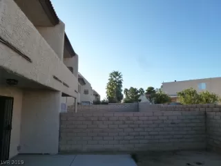 Photo #2: 2149841 Listing