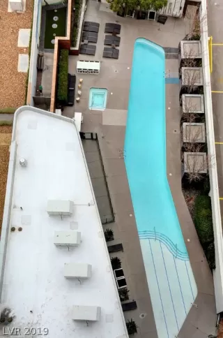 Photo #6: 2149893 Listing