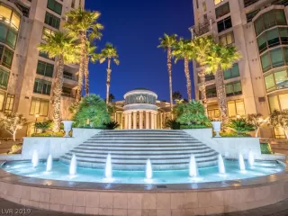 Photo #1: 2149900 Listing