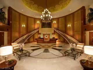 Photo #4: 2149900 Listing