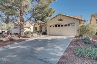 Photo #1: 2149924 Listing