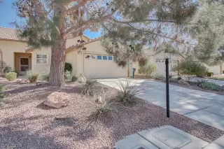 Photo #2: 2149924 Listing