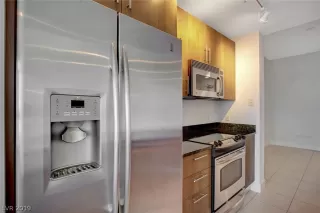 Photo #4: 2149978 Listing 