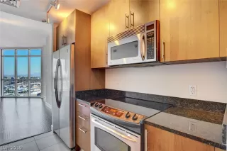 Photo #5: 2149978 Listing 