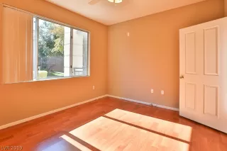 Photo #5: 2150036 Listing 