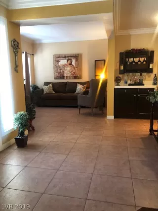 Photo #4: 2150093 Listing 